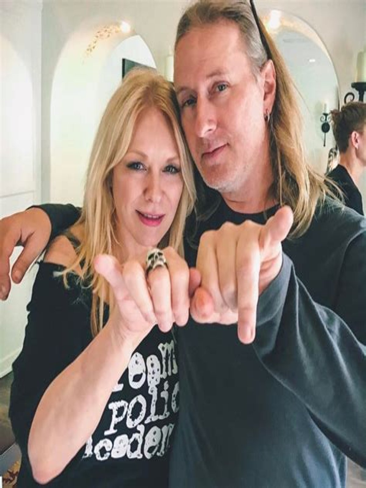 All About Jerry Cantrell's Wife: A Deep Dive Into Their Relationship