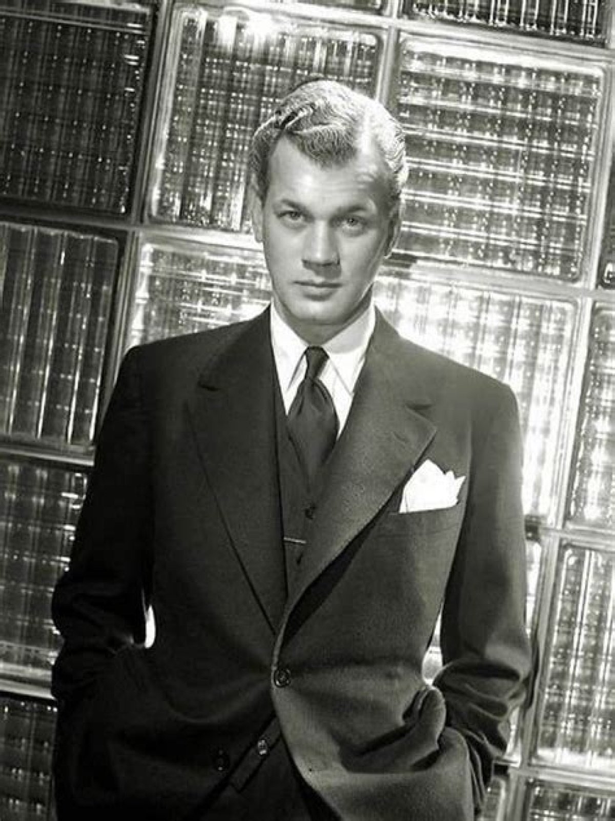 Joseph Cotton Movies: A Comprehensive Look At The Iconic Actor's Career