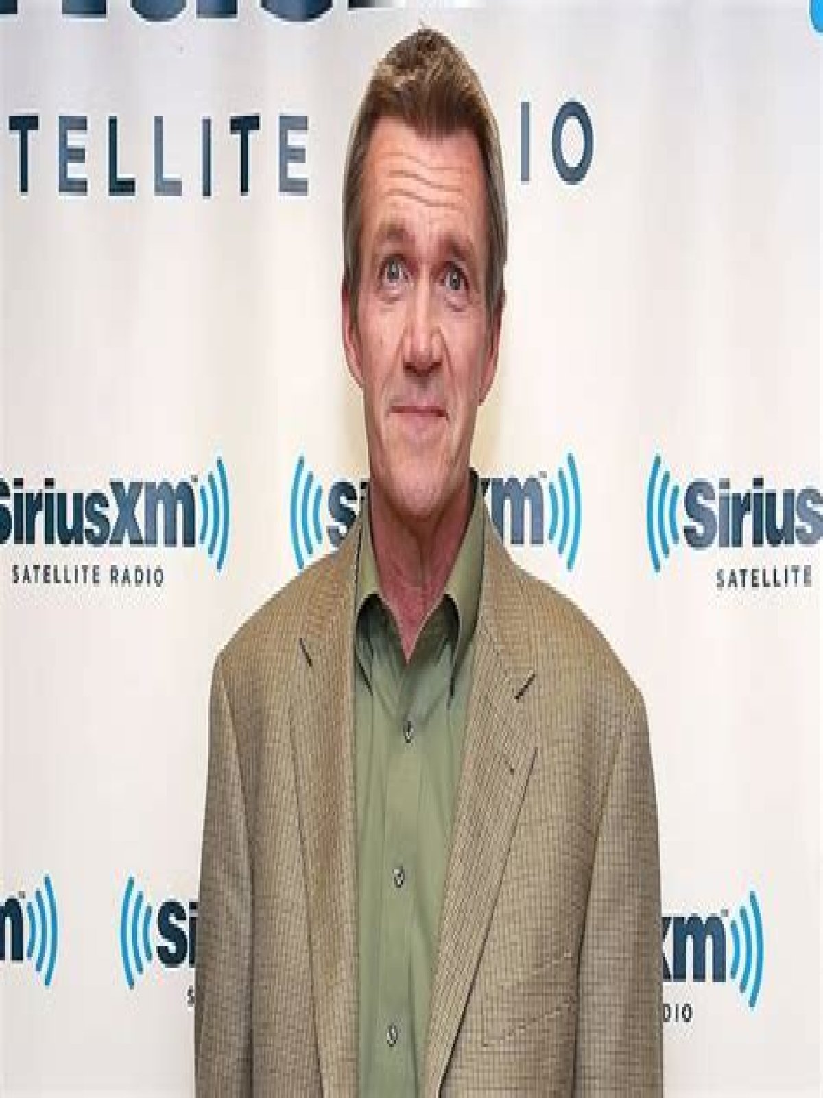 Neil Flynn Height: Everything You Need To Know About The Talented Actor