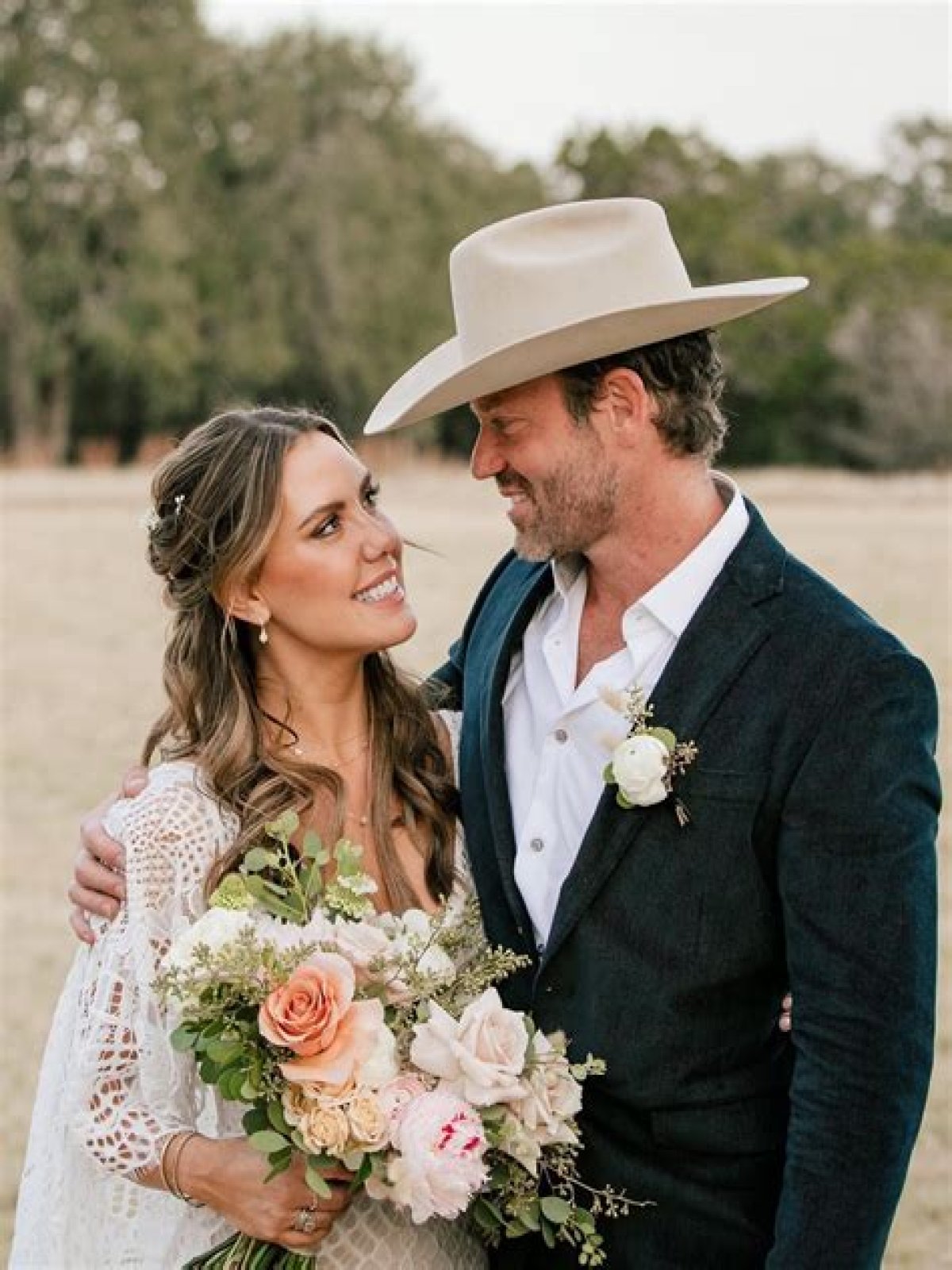 Unveiling The Life Of Kendra Scott: Who Is She Married To?